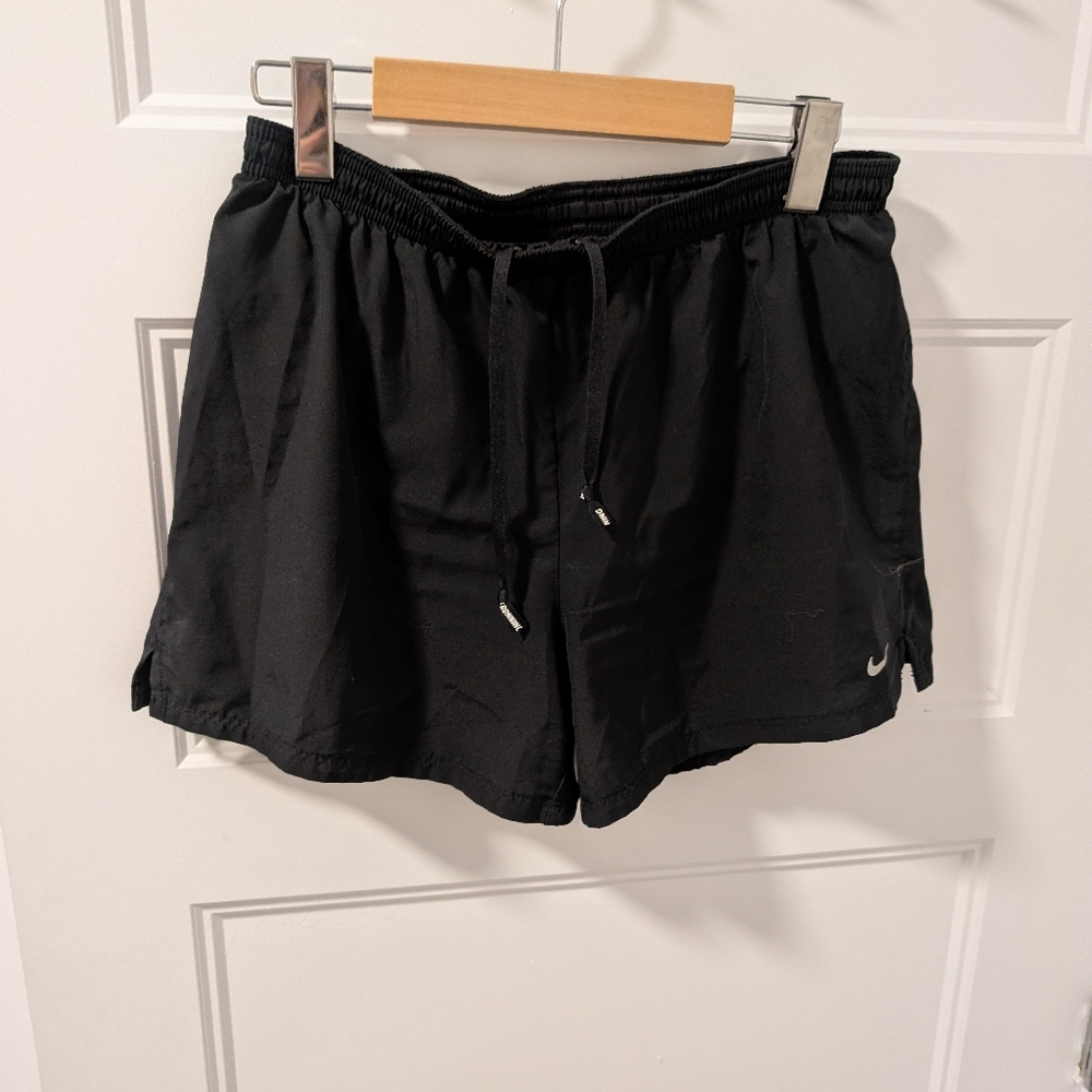 Nike/Women's Athletic Black Shorts Sz M
